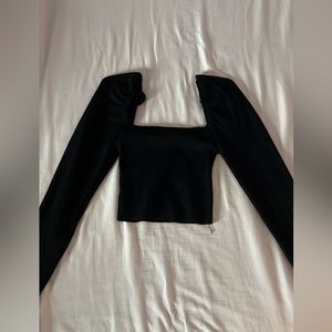 Long sleeve crop top black